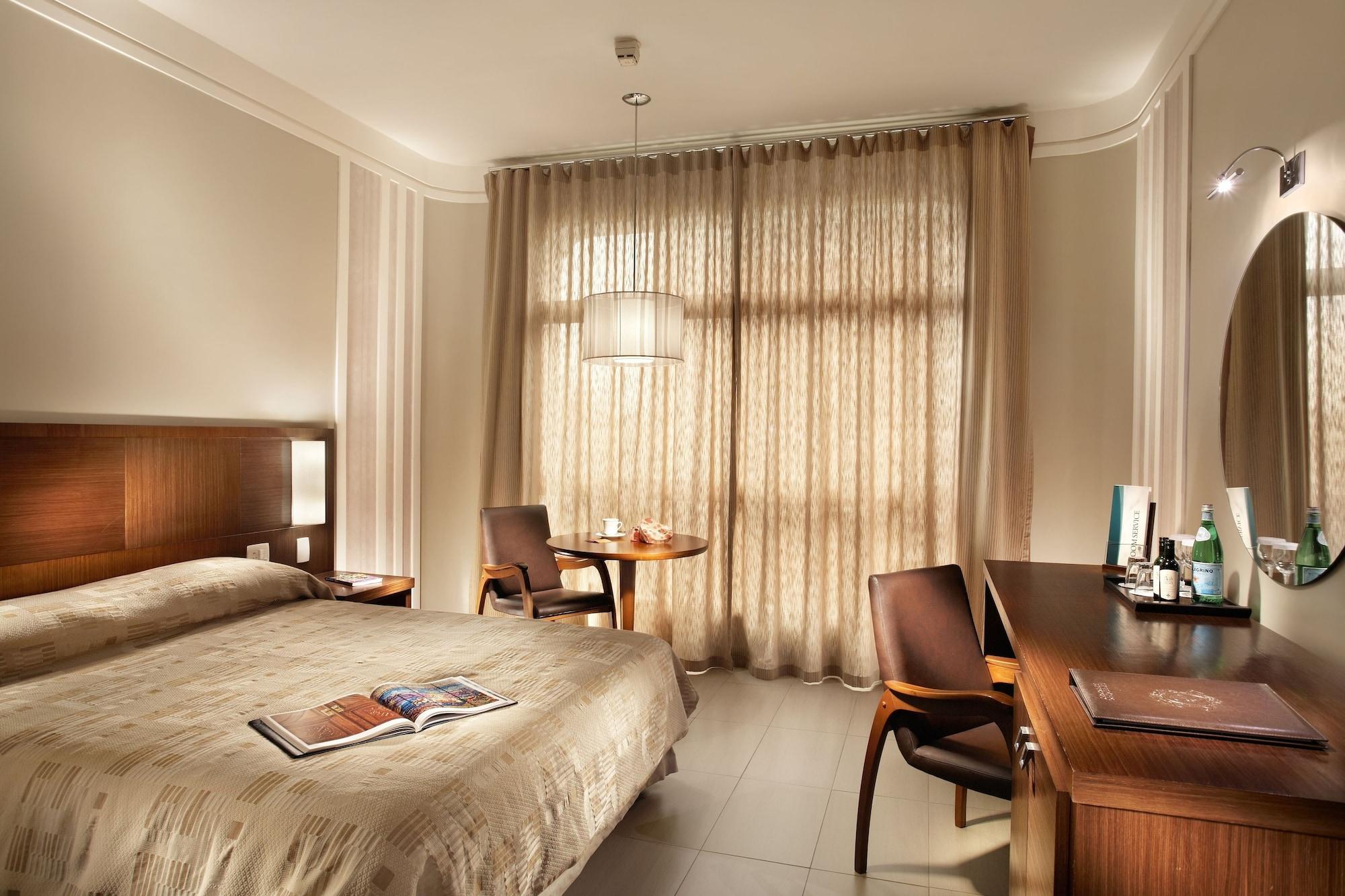 Parque Balneario Hotel Santos By Castelo Itaipava 외부 사진 A room at the hotel