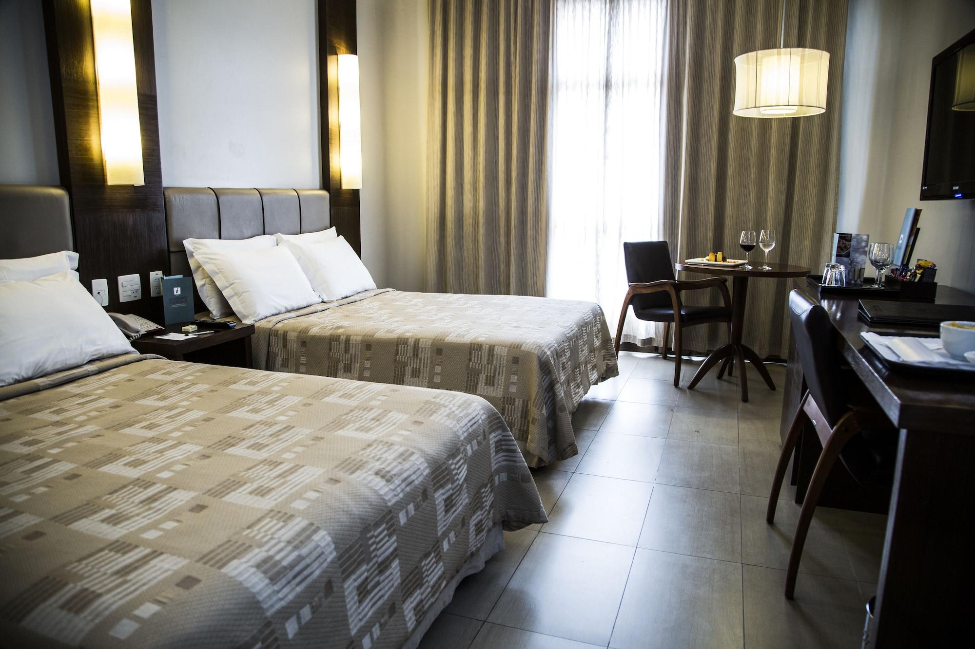 Parque Balneario Hotel Santos By Castelo Itaipava 외부 사진 A room at the hotel