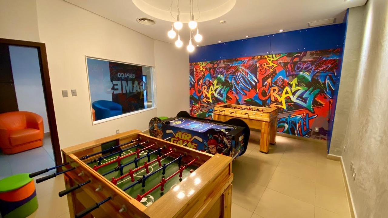 Parque Balneario Hotel Santos By Castelo Itaipava 외부 사진 The games room at the BBC Radio Manchester studios