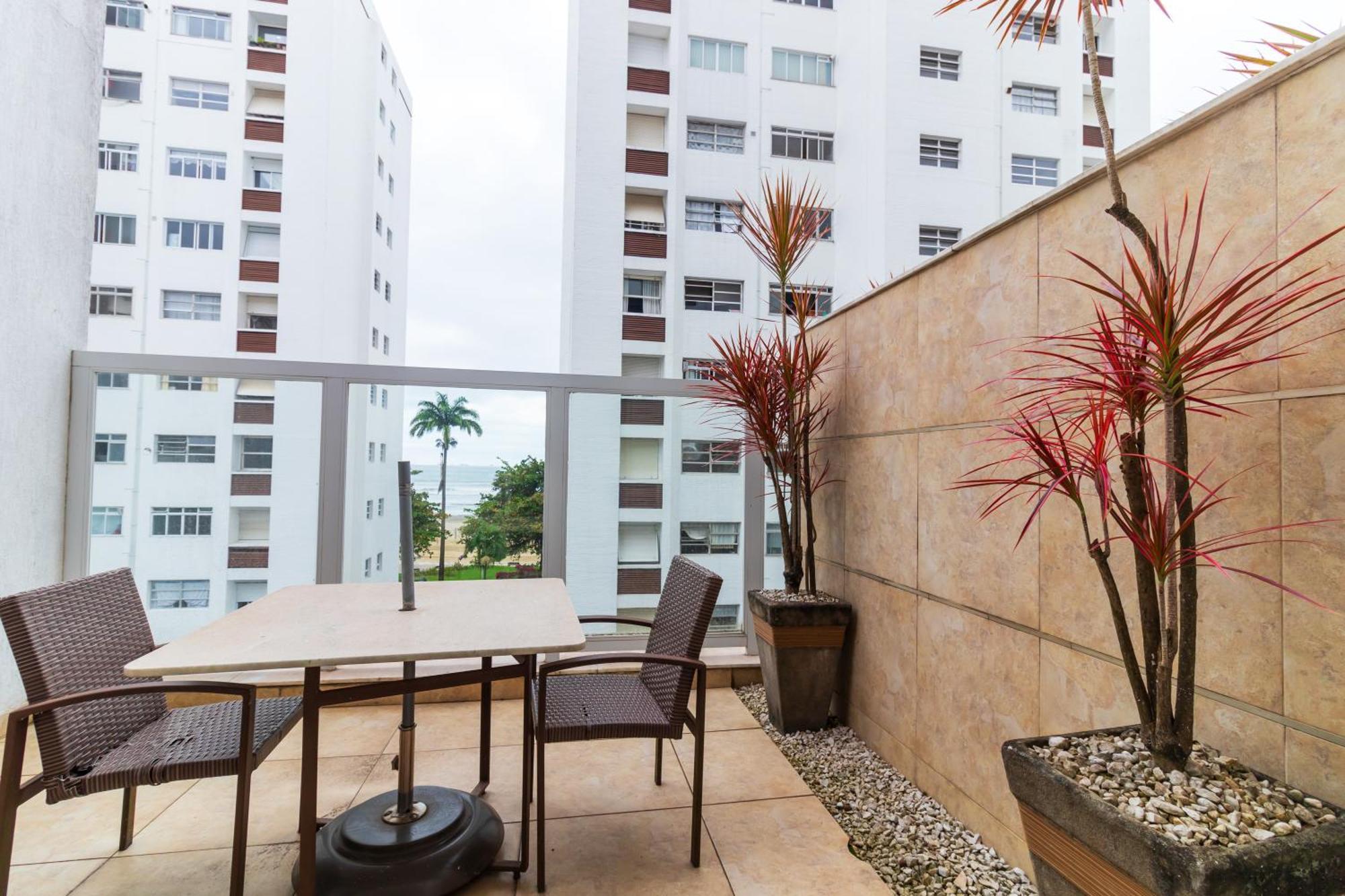 Parque Balneario Hotel Santos By Castelo Itaipava 외부 사진 The courtyard at the hotel