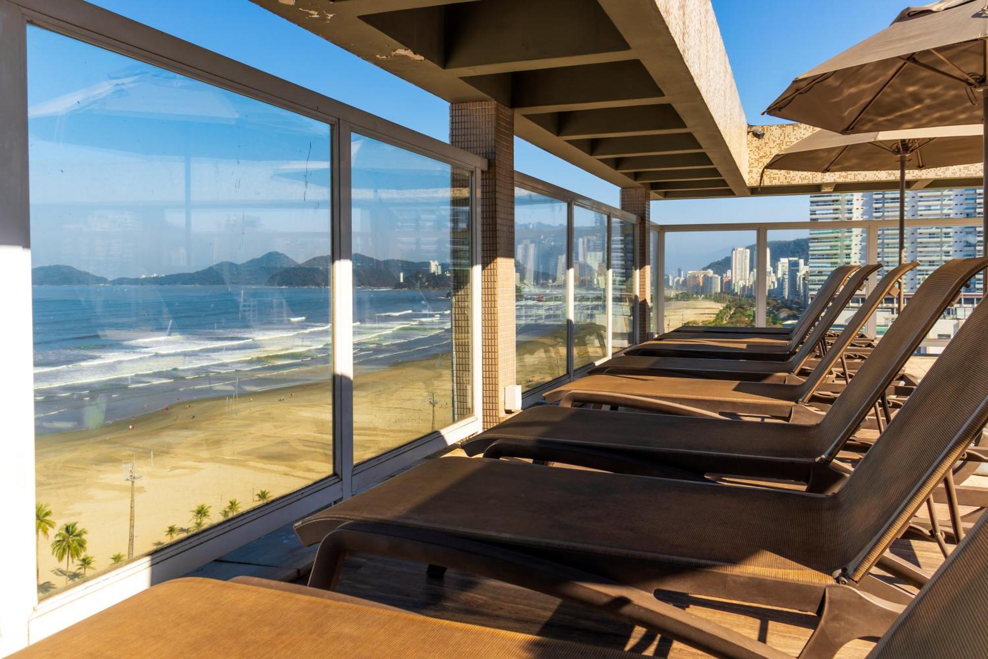 Parque Balneario Hotel Santos By Castelo Itaipava 외부 사진 Rooftop pool at the hotel