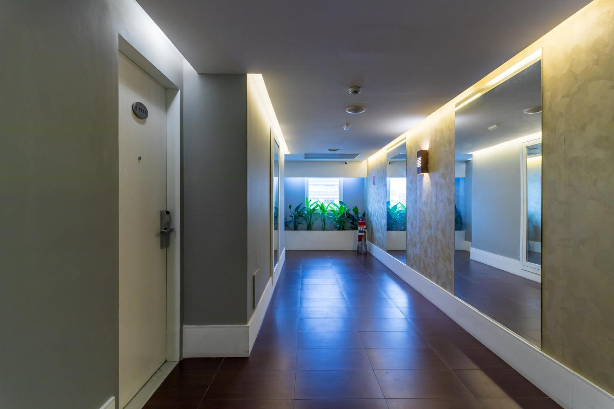 Parque Balneario Hotel Santos By Castelo Itaipava 외부 사진 A corridor in a hotel